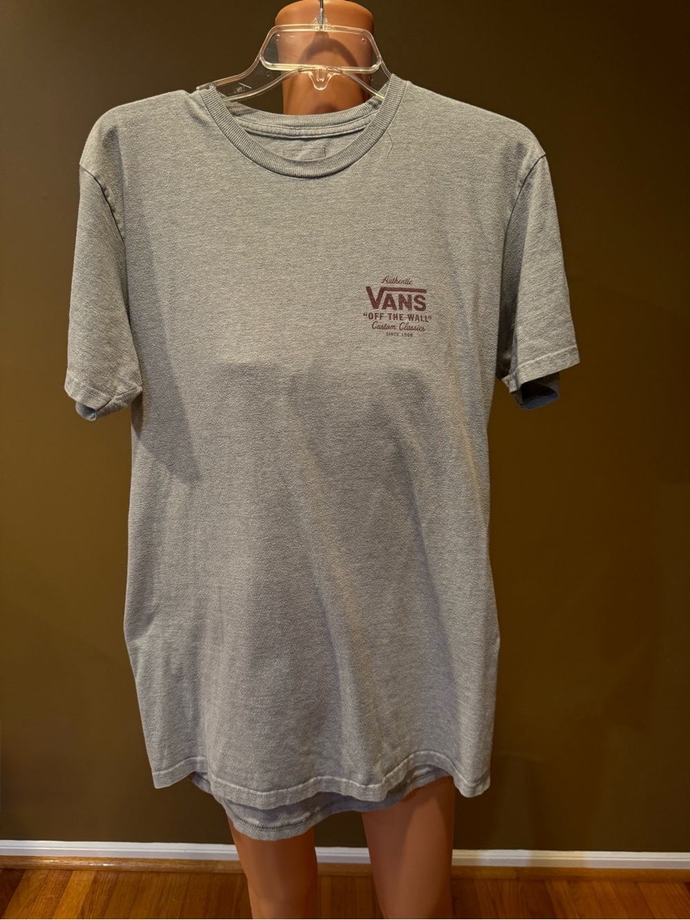 Vans Men's Light Gray Short Sleeve Tee with Small Maroon Logo